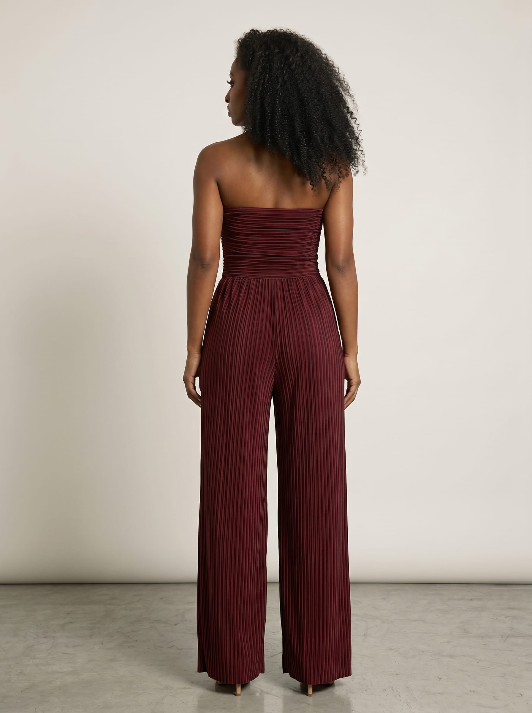 Makes No Sense *Black/Red